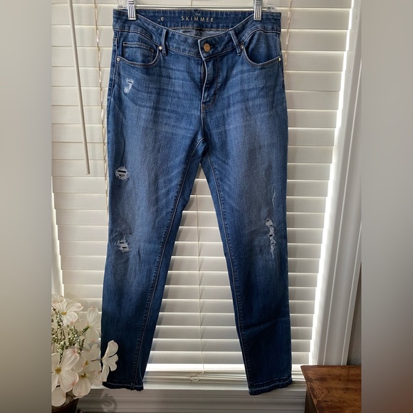 White House Black Market Denim - Accepting offers- WHBM Skimmer Jeans